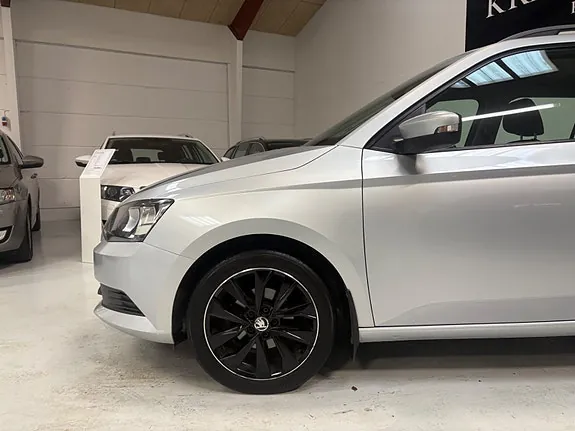 Skoda Fabia 2018 photo 3