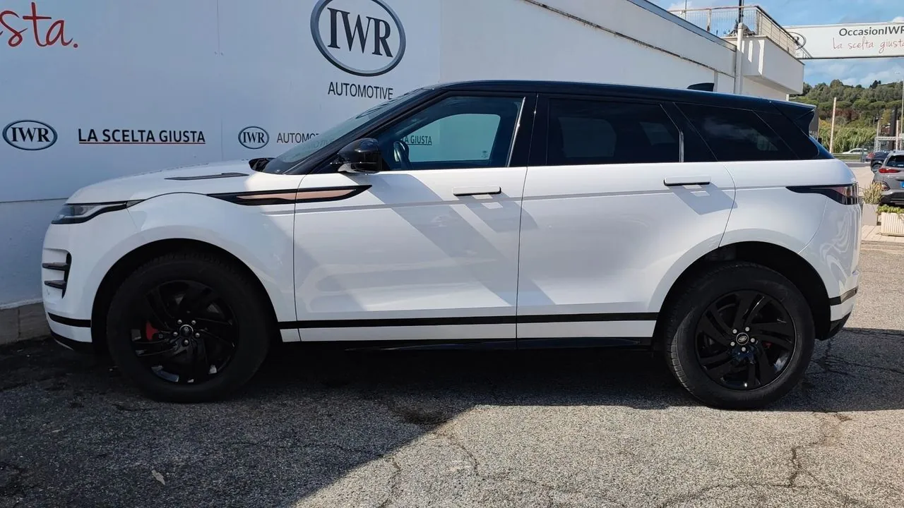 Land Rover Range Rover Evoque 2022 photo 4