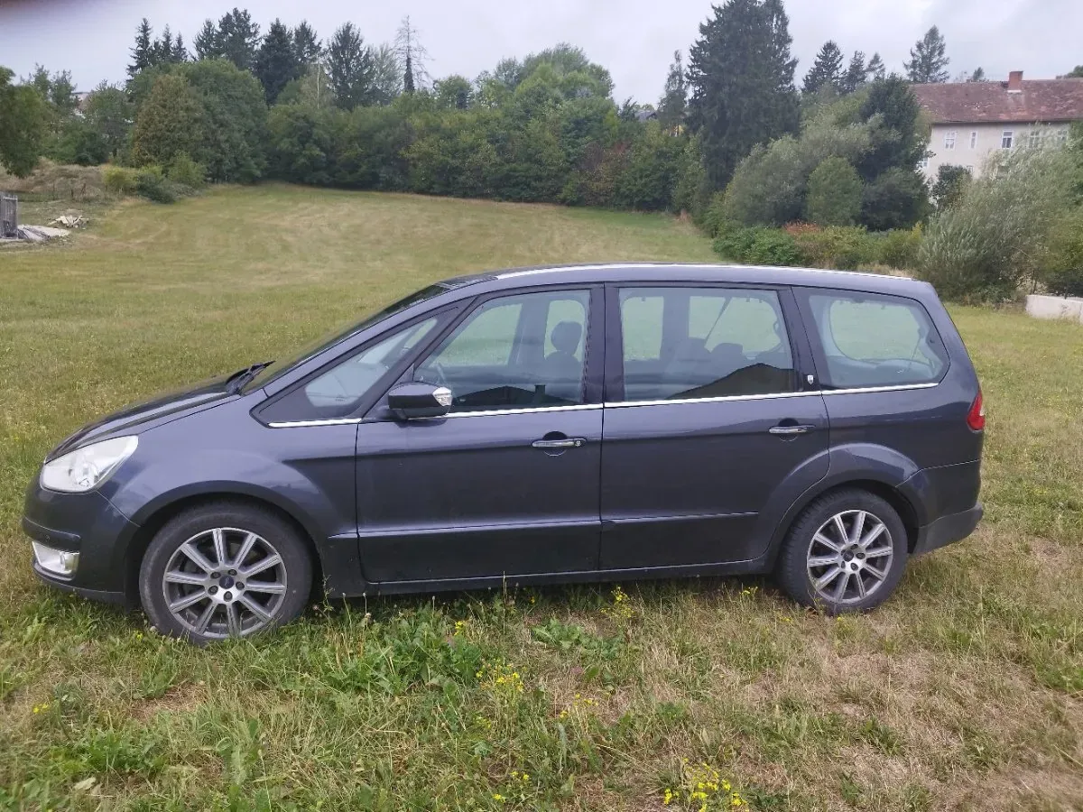 Ford Galaxy 2008 photo 2
