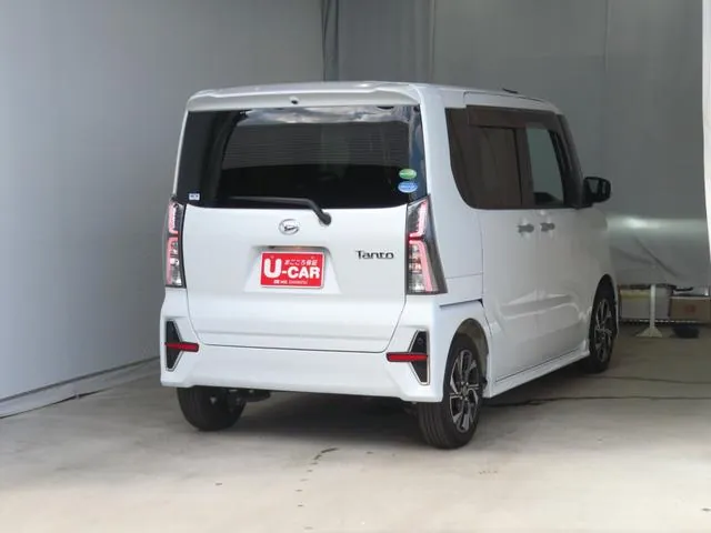 Daihatsu Tanto 2020 photo 4