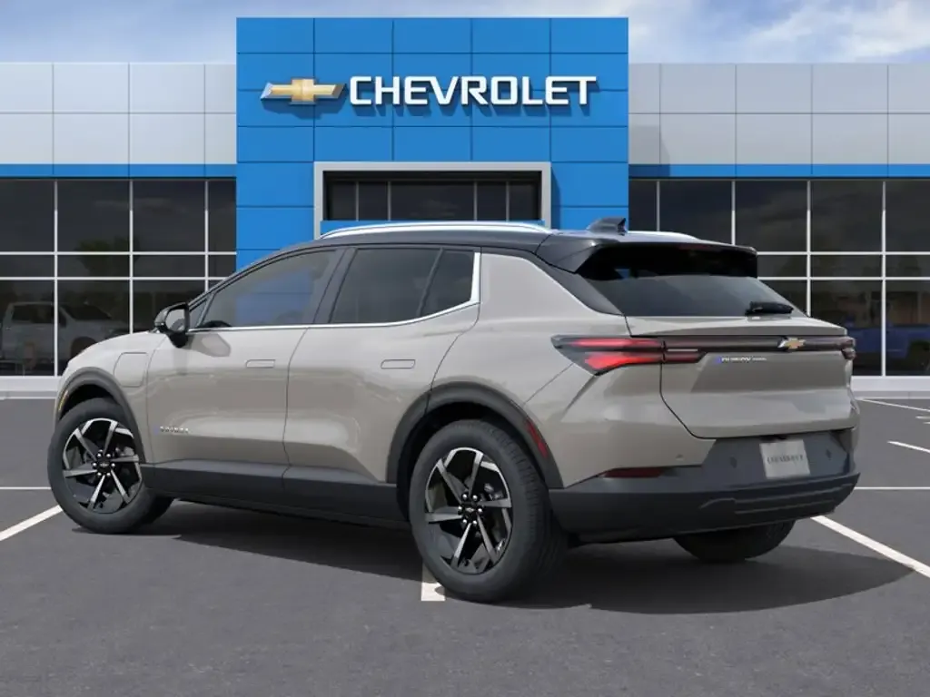 Chevrolet Equinox 2027 photo 3