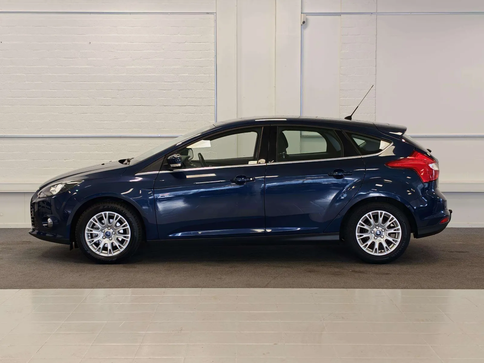 Ford Focus 2011 photo 4