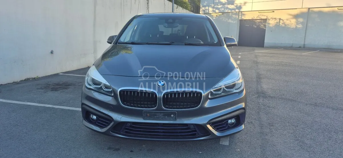 BMW 2 Series Gran Tourer 2015 photo 2