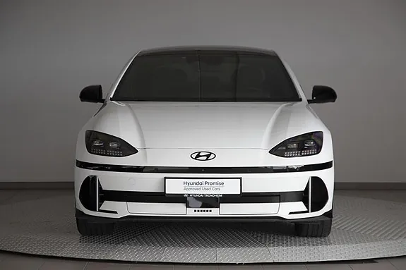 Hyundai Ioniq 6 2023 photo 2