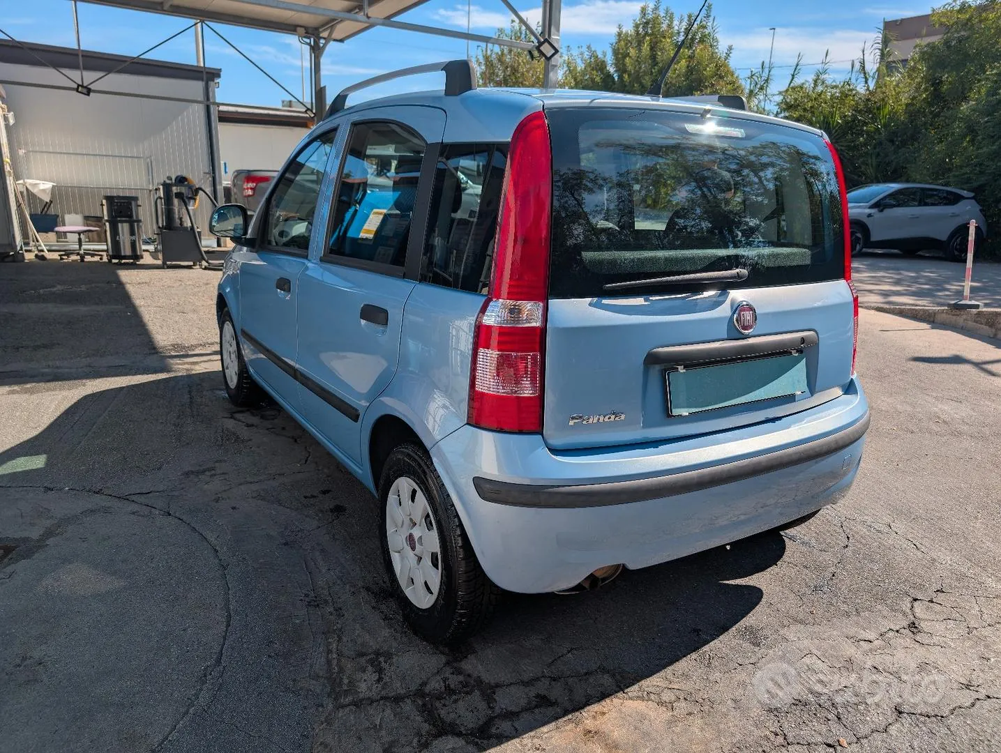 Fiat Panda 2010 photo 2