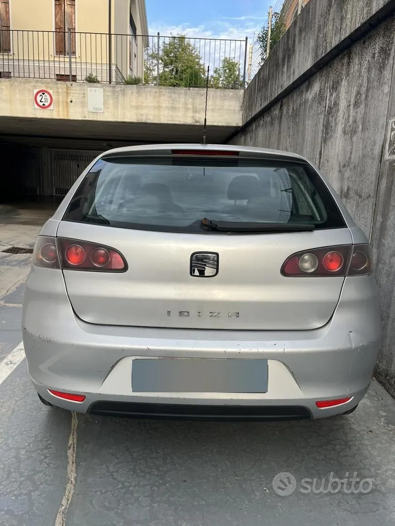 Seat Ibiza 2008 photo 3