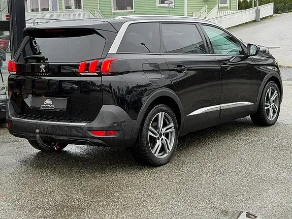 Peugeot 5008 2018 photo 5