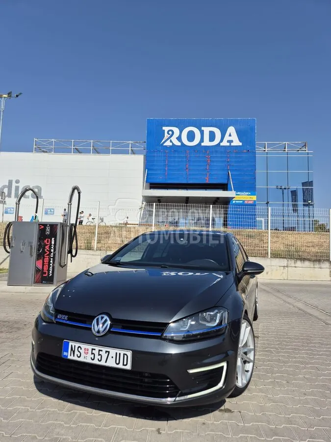 Volkswagen Golf 2015 photo 4
