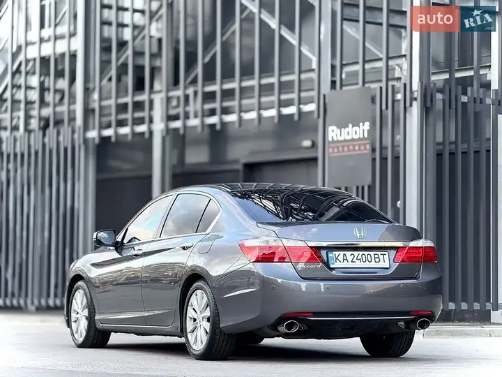 Honda Accord 2013 photo 2