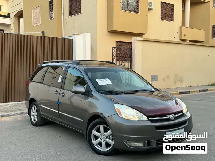 Toyota Sienna 2008 photo 3