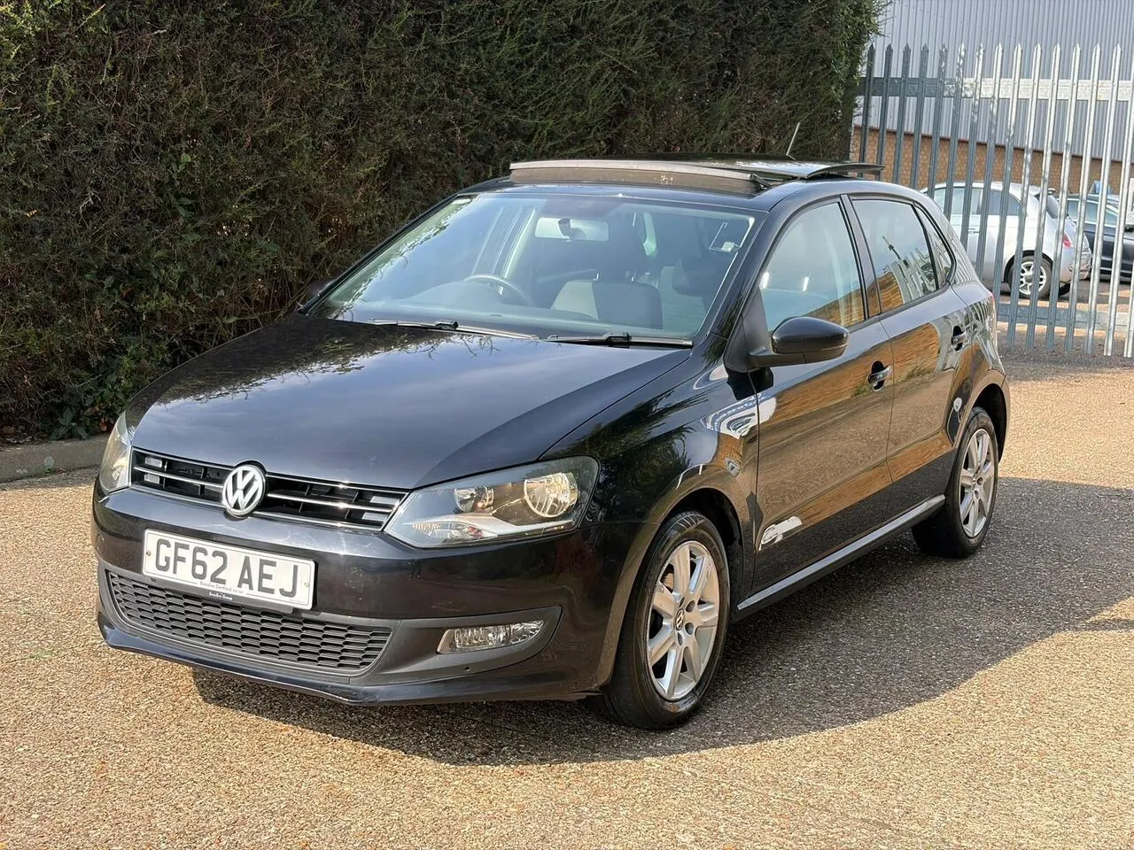 Volkswagen Polo 2012 photo 2