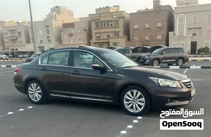 Honda Accord 2012 photo 3
