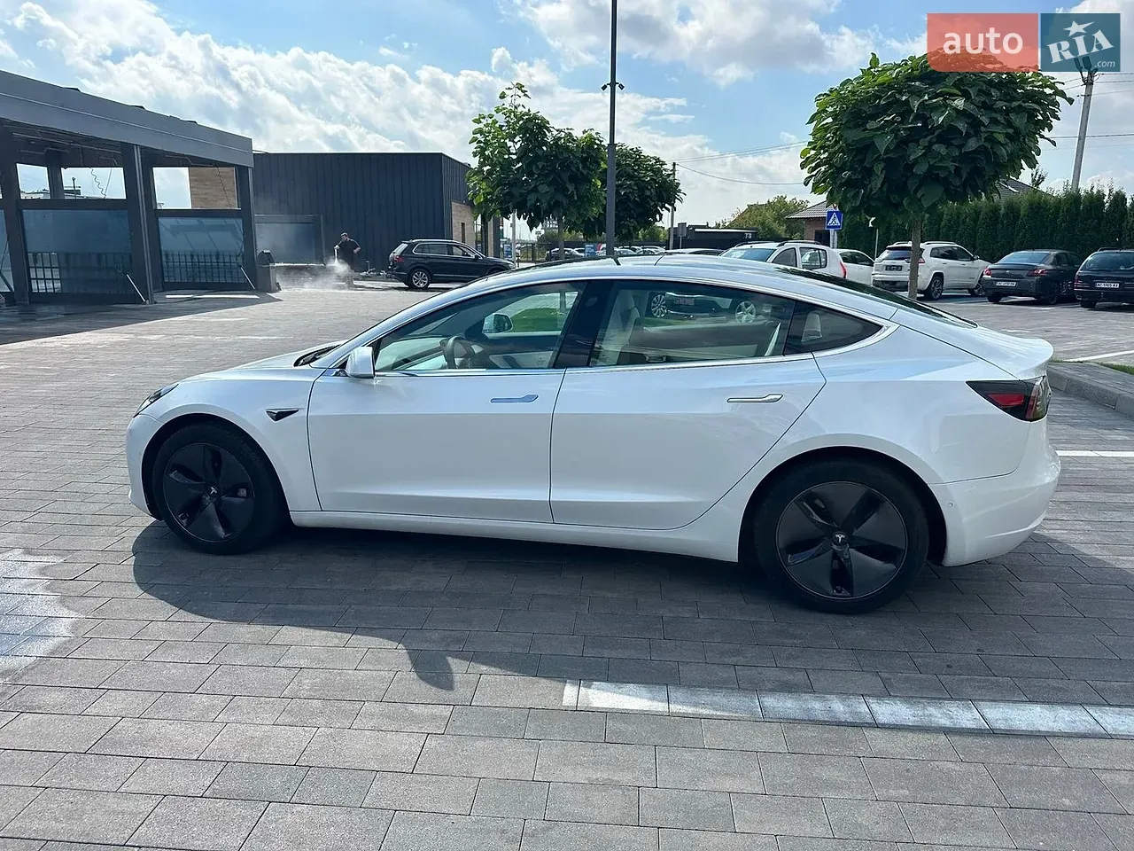 Tesla Model 3 2019 photo 4
