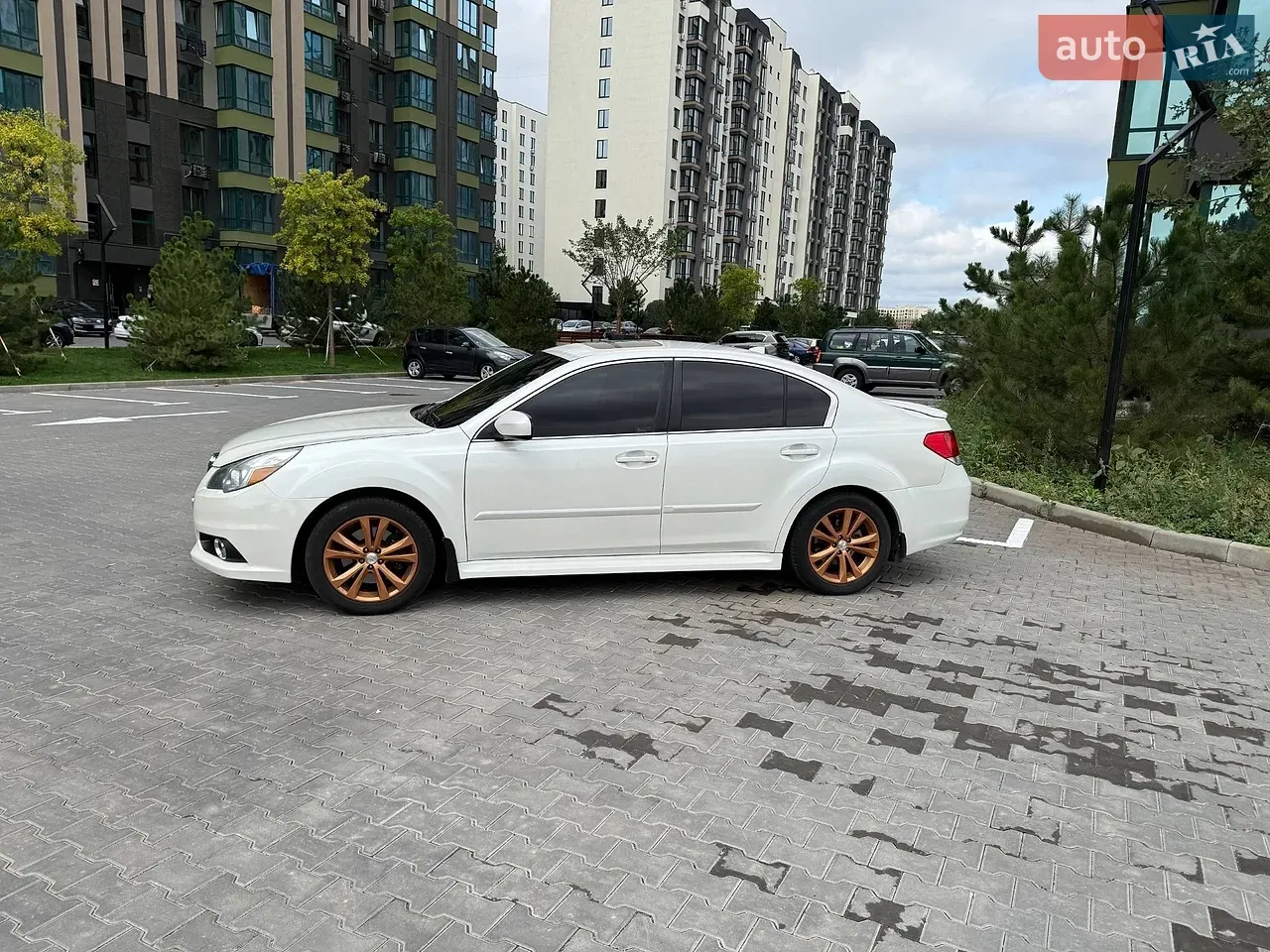 Subaru Legacy 2013 photo 3