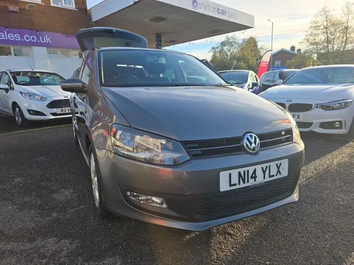 Volkswagen Polo 2014 photo 2