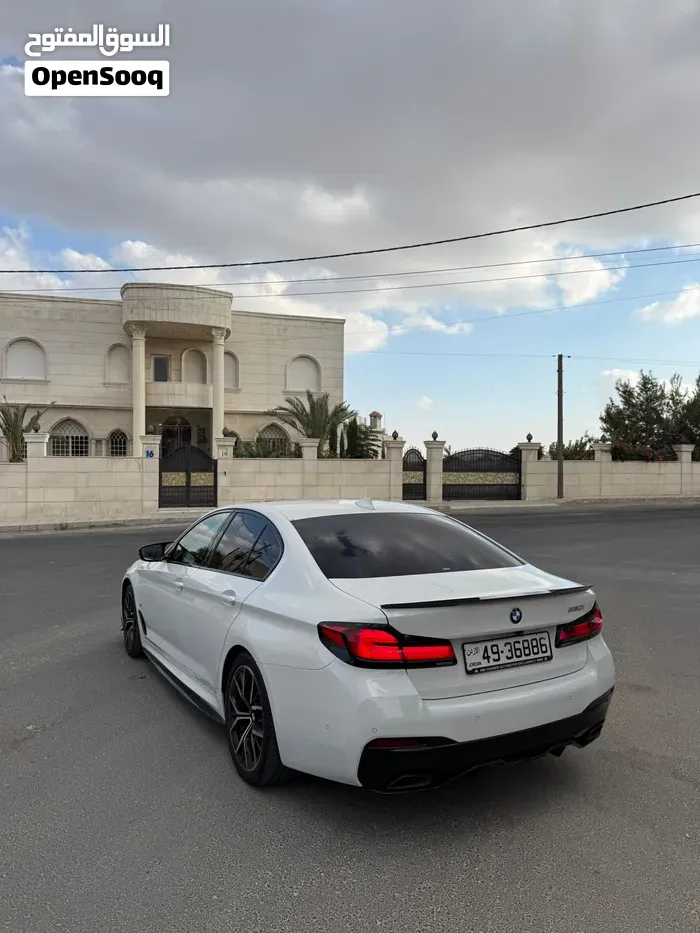 BMW 530I 2023 photo 2