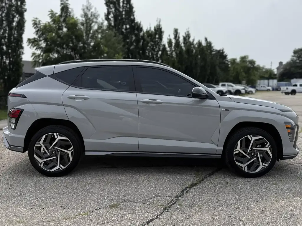 Hyundai Kona 2025 photo 4