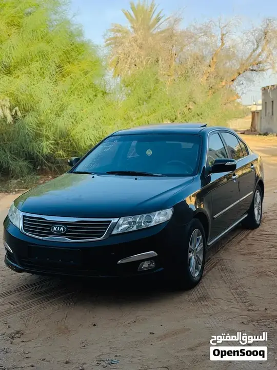 Kia Lotze 2010 photo 2