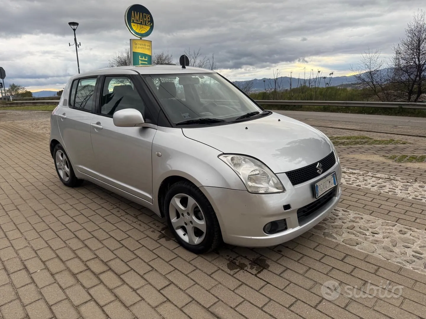Suzuki Swift 2007 photo 3