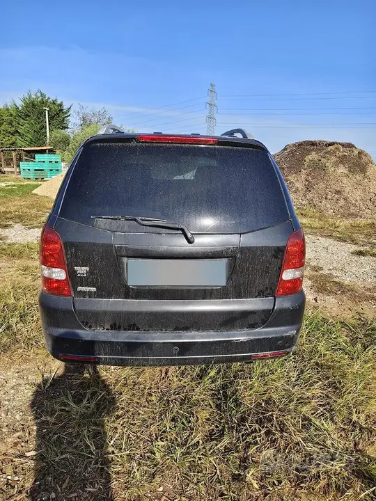 KG Mobility Rexton 2009 photo 4