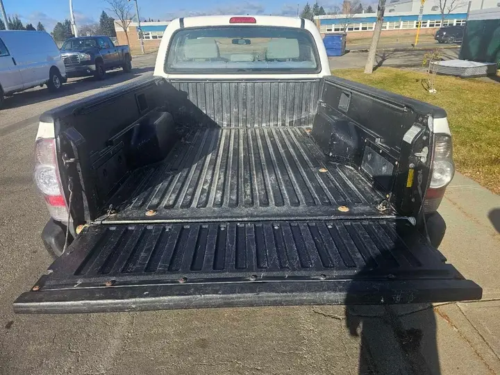 Toyota Tacoma 2011 photo 5