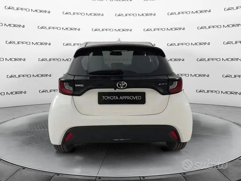 Toyota Yaris 2024 photo 4