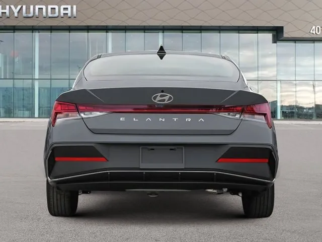 Hyundai Elantra 2026 photo 5
