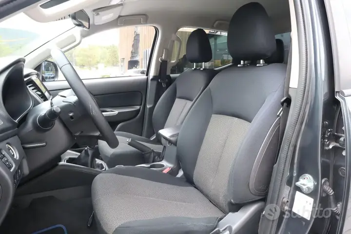 Mitsubishi L200 2020 photo 4