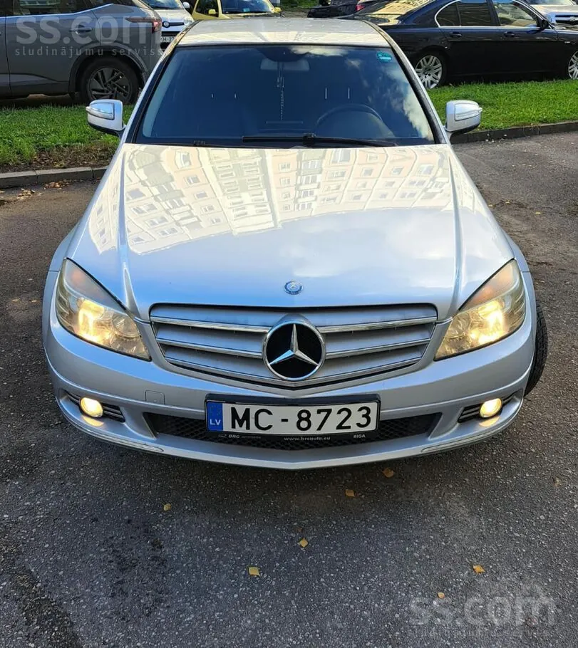 Mercedes-Benz C200 2007 photo 2
