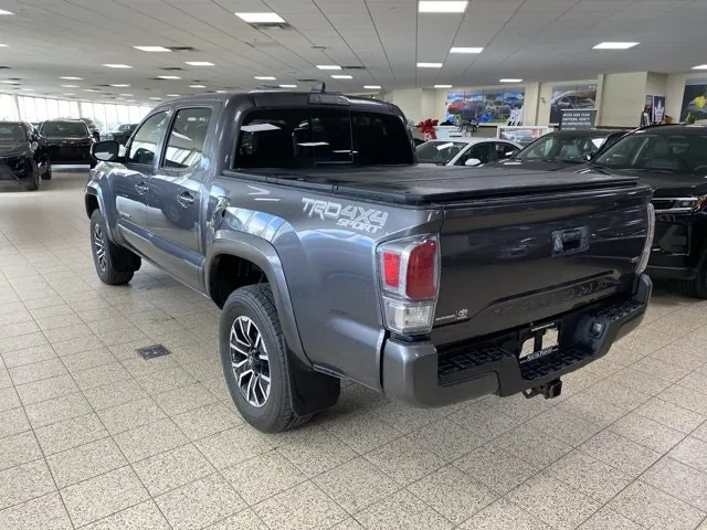 Toyota Tacoma 2022 photo 2
