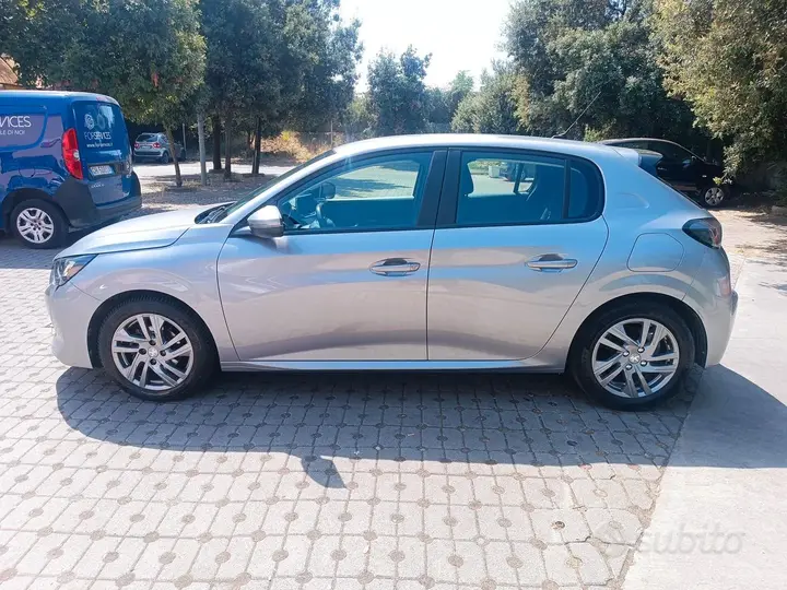 Peugeot 208 2021 photo 4