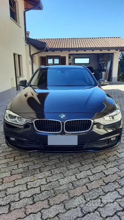 BMW 318D 2018 photo 2