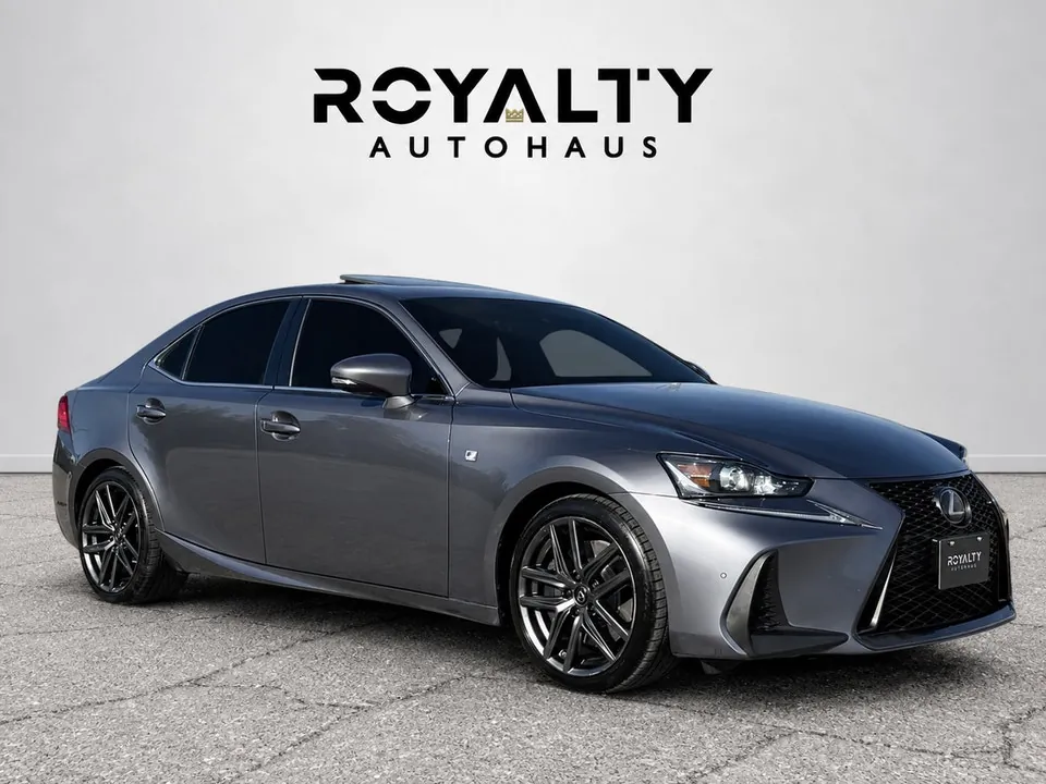 Lexus Is 300 2019 photo 4