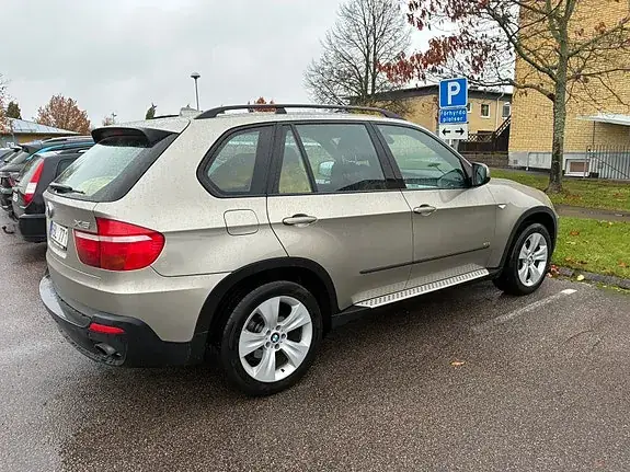 BMW X5 2008 photo 2