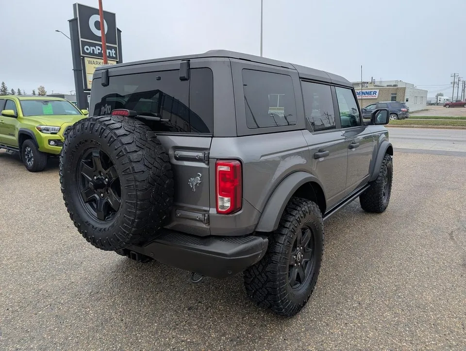 Ford Bronco 2021 photo 4