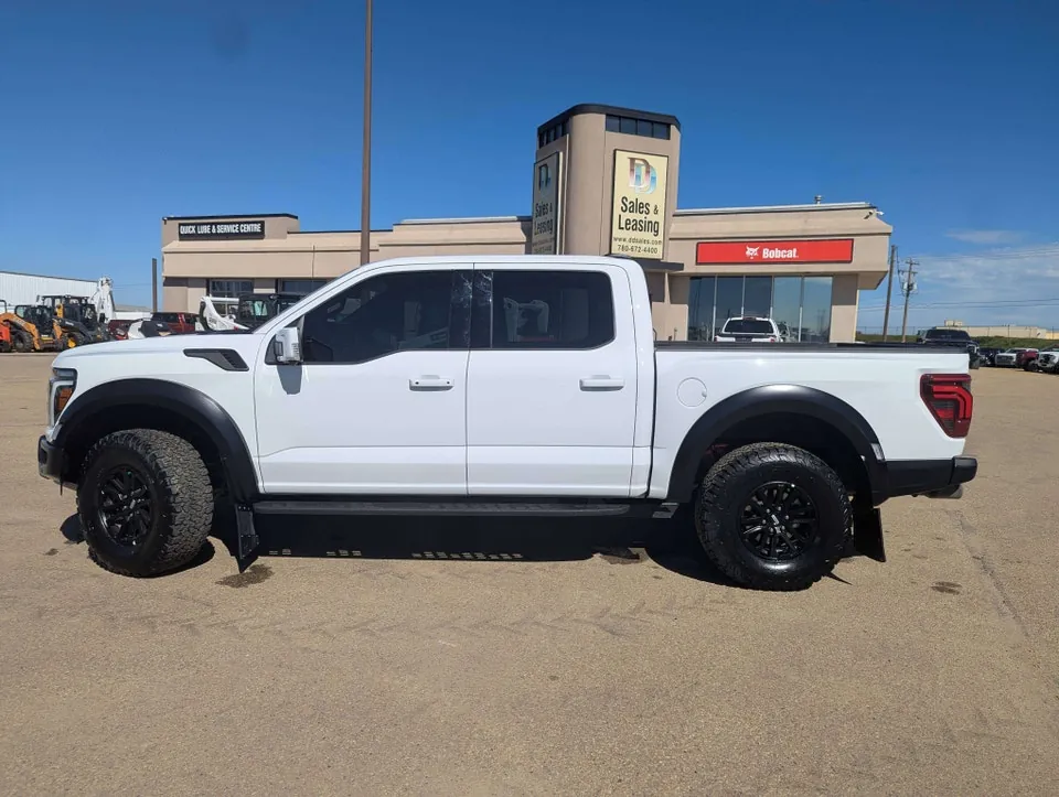 Ford F-150 2025 photo 2