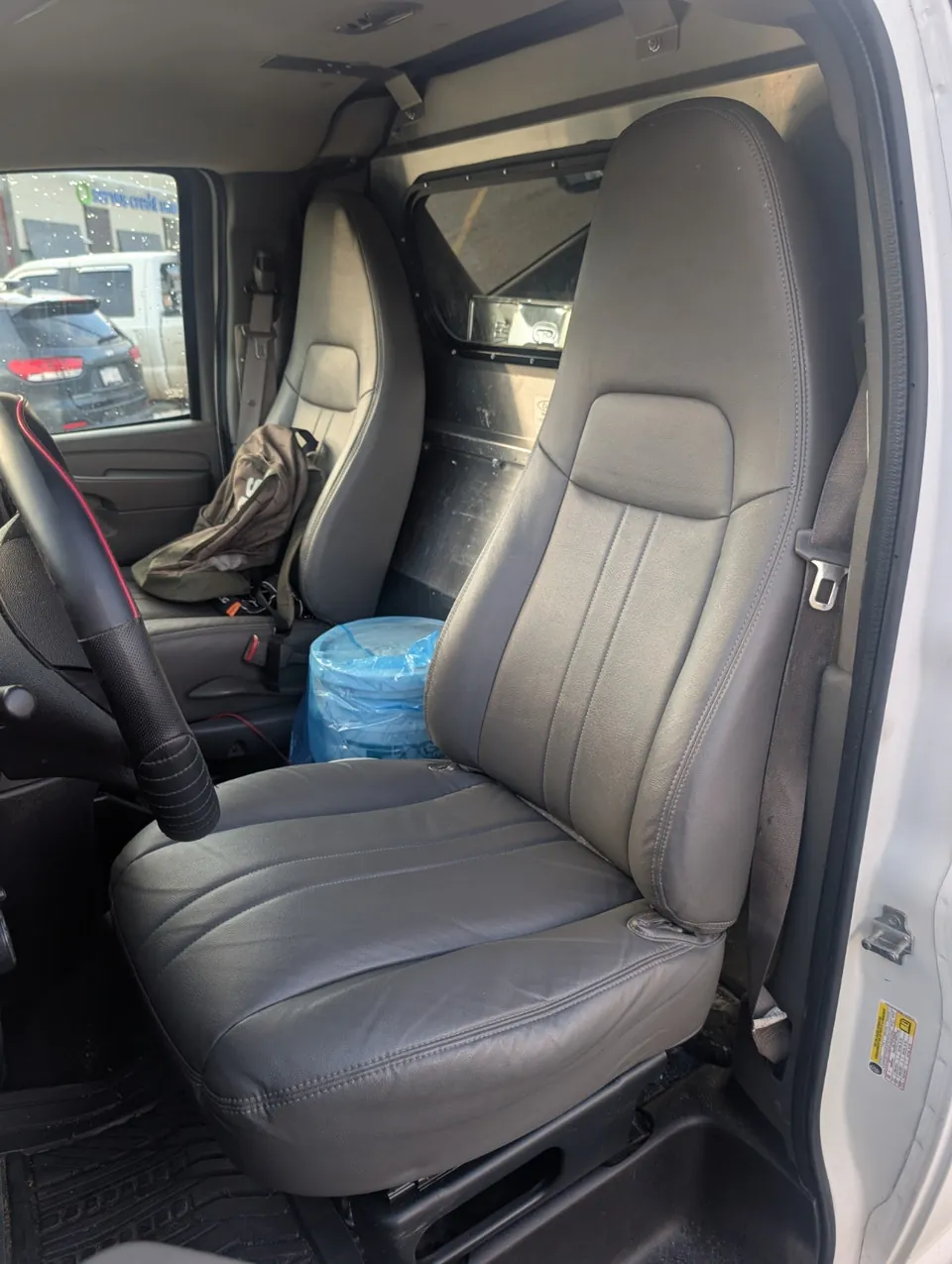 Chevrolet Express 2010 photo 5
