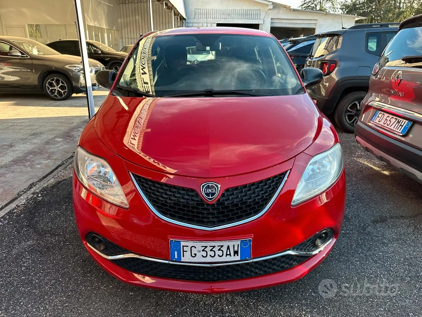 Lancia Ypsilon 2016 photo 2