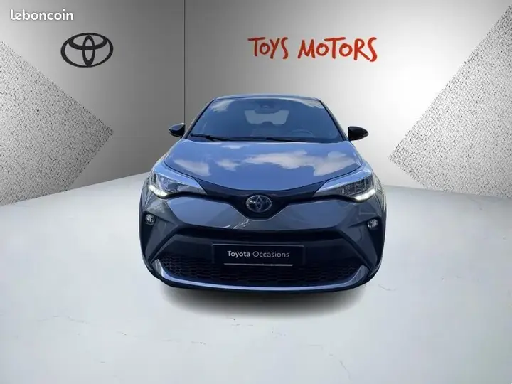 Toyota C-Hr 2023 photo 2