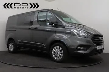 Ford Transit Custom photo 2