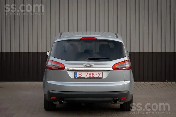 Ford S-Max 2012 photo 5