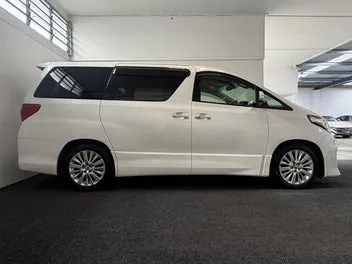 Toyota Alphard 2012 photo 4