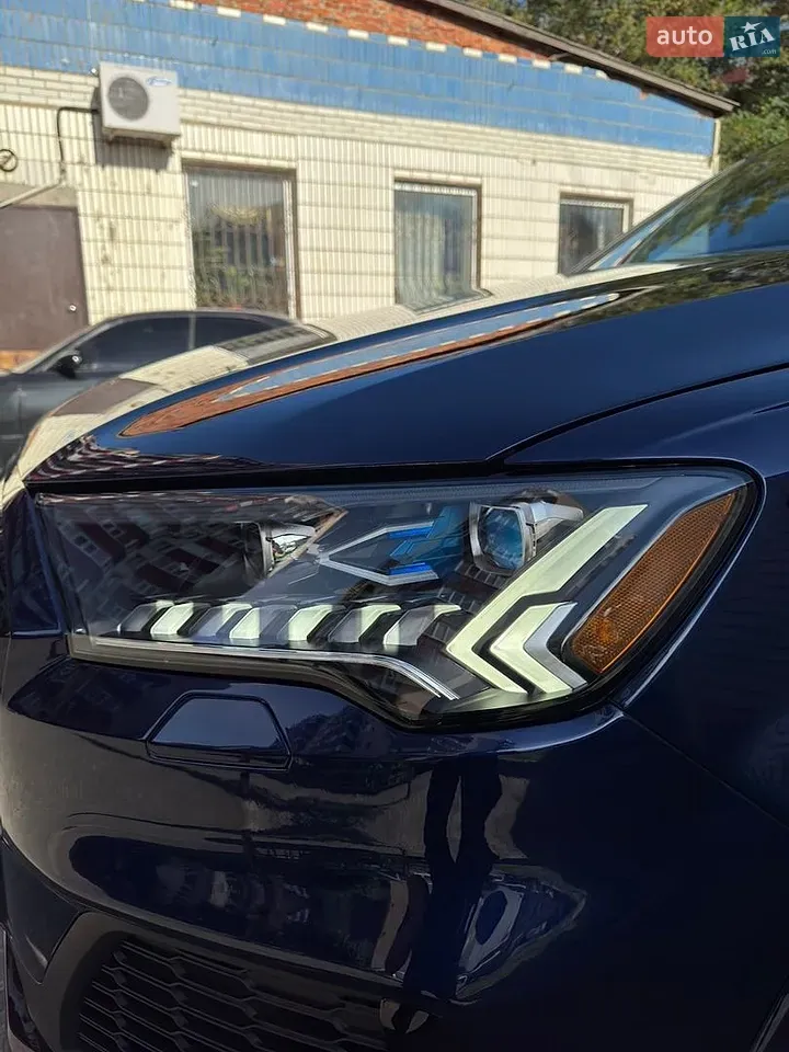 Audi Q7 2022 photo 4