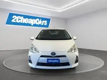 Toyota Aqua 2012 photo 3