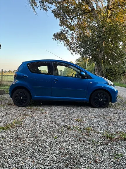 Toyota Aygo 2009 photo 3