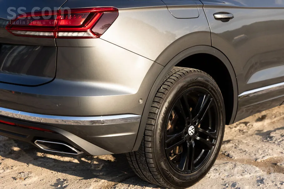 Volkswagen Touareg 2018 photo 3
