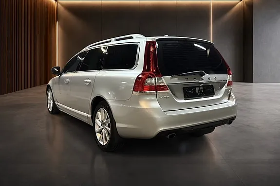 Volvo V70 2016 photo 3