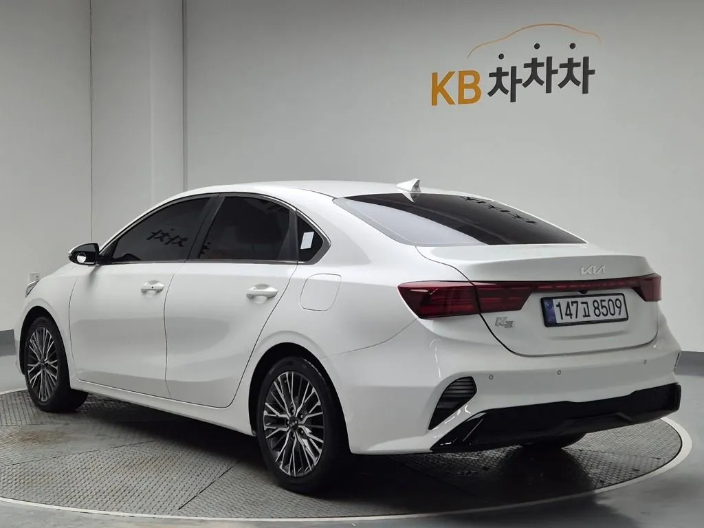 Kia K3 2022 photo 2