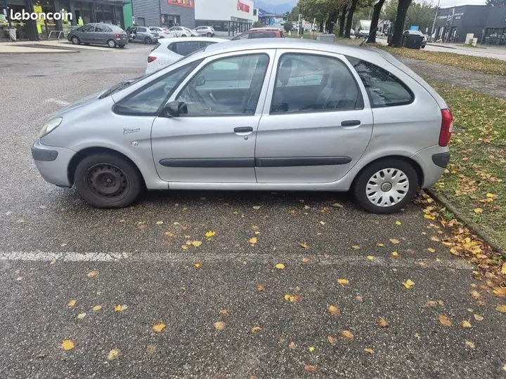 Citroen Xsara Picasso 2008 photo 2