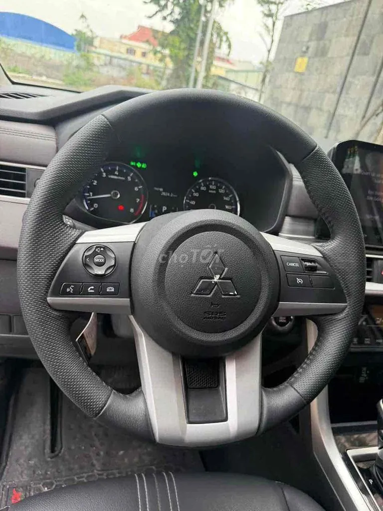 Mitsubishi Xpander 2022 photo 2